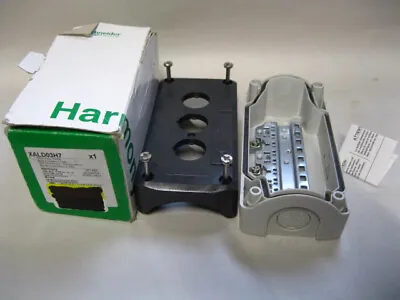 Buy SCHNEIDER ELECTRIC Harmony Empty 3 Button Control Station XALD03H7 • 27.48$