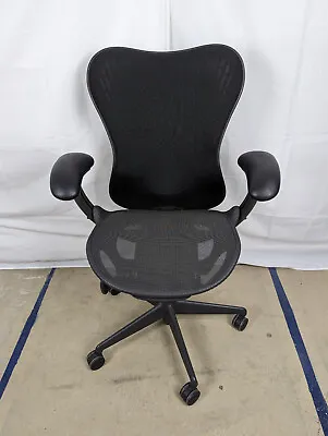 Buy Herman Miller Mirra 2 Chair Mesh Office Ergonomic Rolling Adjustable Breathable • 315$