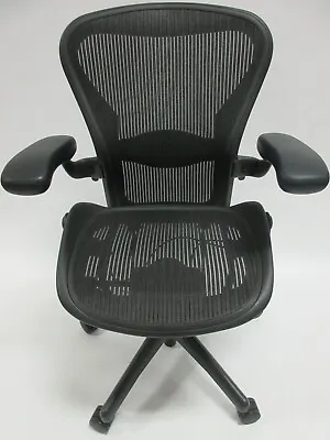 Buy Herman Miller Aeron Chair - Size B Fully Adjustable In Excellent Condition • 629$