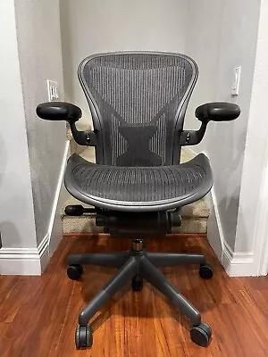 Buy Herman Miller Classic Aeron Chair Size A Fully Loaded • 549$