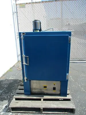 Buy Blue M Model POM-586A  2' X 2' X 2' 350 Degree Lab Oven • 1,950$