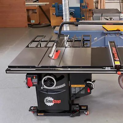 Buy Saw Stop Industrial Cabinet Saw- 5HP 1ph (52'' T-Glide) • 5,355$