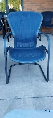 Buy Herman Miller Aeron Side Chairs • 375$