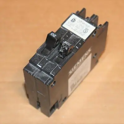 Buy One  Siemens Q2020NC Tandem 1 Pole 20 Amp Plug In Breaker 20/20 • 14.99$