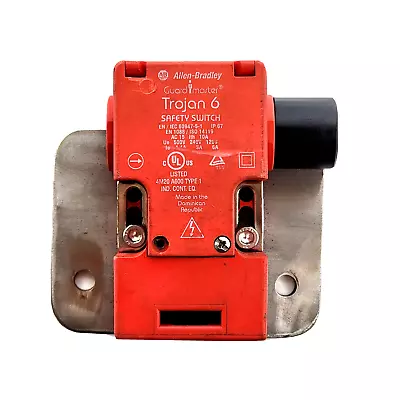 Buy Allen-Bradley 440K-T11438 Guard Master Safety Interlock Switch • 46.19$