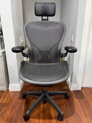 Buy Herman Miller Aeron - Size C Fully Loaded With Posturefit Support • 699$