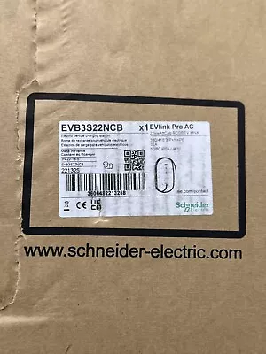 Buy Schneider Evb3s22ncb Electric Vehicle Charging Station • 1,199$