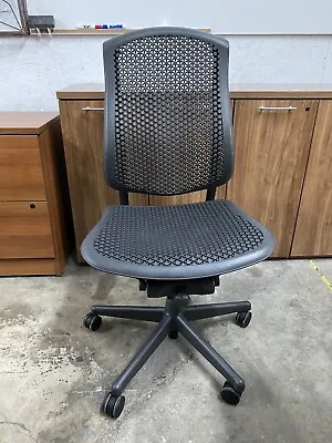 Buy Herman Miller Celle Ergonomic Office Chair • 199$