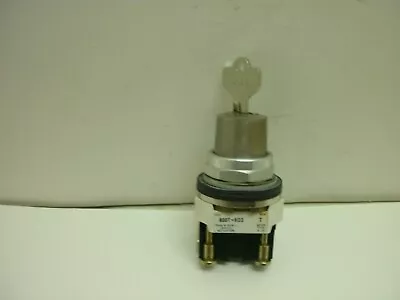 Buy Allen Bradley 800t-h33a Ser T Cylinder Lock Selector Switch 2 Pos Maintained Nnb • 55.27$