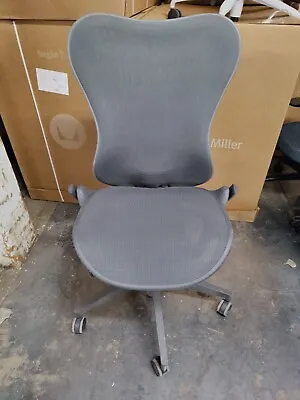 Buy Herman Miller Mirra 2 Chair Graphite Black Flex Front Lumbar Support Armless • 489.97$
