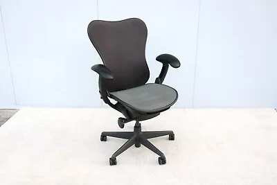 Buy Herman Miller Mirra Ergonomic Work Office Desk Chair Fully Adjustable • 450$