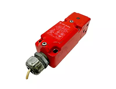 Buy Allen Bradley 440K-MT55022 Safety Interlock Switch • 59$