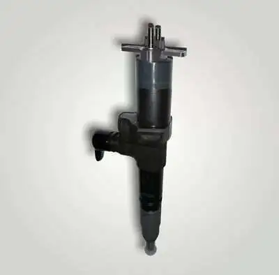 Buy Fuel Injector Fits Kubota Model SVL95-2S CA • 728.84$