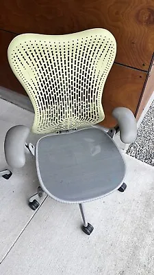 Buy Herman Miller Mirra Ergonomic Office Chair • 300$