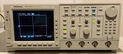Buy Tektronix TDS 644A Color Oscilloscope 500 MHz 2GS/s Four Channel • 51$