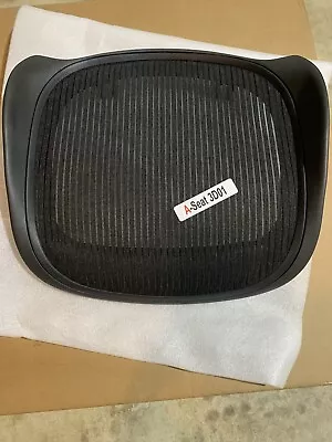 Buy Herman Miller Classic Aeron Chair Seat  Size A • 100$