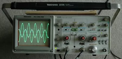 Buy Tektronix 2235 AN/USM488 100MHz Two Channel Oscilloscope, Two Probes, Power Cord • 285$