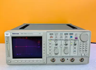 Buy Tektronix TDS744A, 500 MHz, 4 Channel, Digitizing Oscilloscope, Tested! • 524.25$