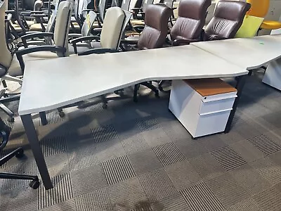 Buy Work Station Desk By Herman Miller W/ Mobile Pedestal W/ Orange Cushion • 350$