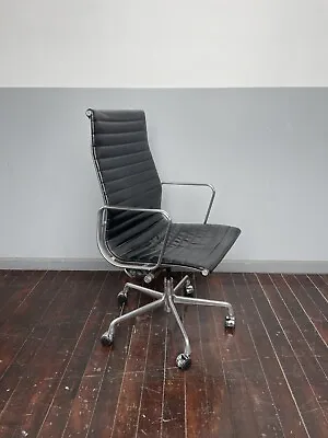 Buy Herman Miller Eames Aluminum Group Leather Executive Chairs EA337 • 900$