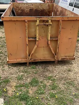 Buy 15 Yard Roll Off Dumpster • 2,000$