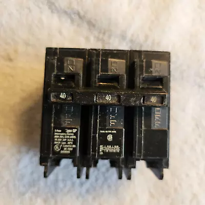 Buy Siemens Q340 40 Amp 240 VAC 3 Pole 10KA Type QP Plug-In Circuit Breaker • 29.99$