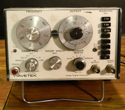 Buy Vintage Wavetek Metrics Signal Generator Model 1002 - 200 Good Condition • 279.99$