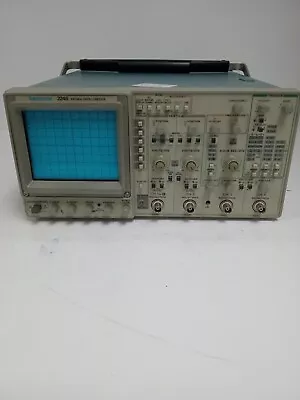 Buy Tektronix 2246 4 Channel Analog 100 MHz Oscilloscope  • 135$