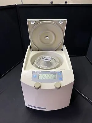 Buy Beckman Microfuge 18 Centrifuge 367160 With ROTOR • 299.99$