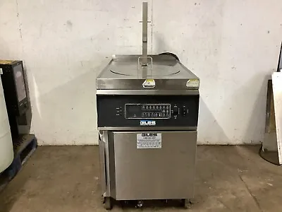 Buy Fryer Giles GGF720 No Basket, Auto Lift ,FILTER SYSTEM  3ph 208v Tested • 3,800$