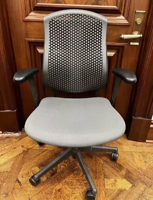 Buy Herman Miller Celle Office Chair Modern Black • 265$