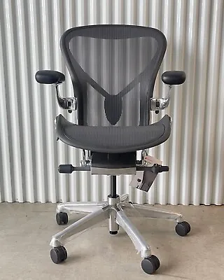 Buy Aeron Chair By Herman Miller Size B With Polished Aluminum Base Open Box • 1,036$