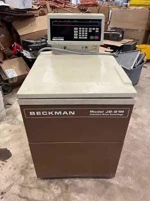 Buy Beckman Regfrigerated Induction Drive Floor Centrifuge J2-21M • 695$