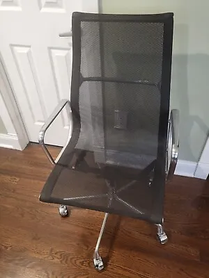 Buy Herman Miller Eames Aluminum Group High Back Chair, Black Fabric Mesh - Preowned • 775$