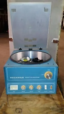 Buy Used Beckman Centrifuge Model# TJ-6 W TH-4 Rotor & Buckets, Approx. 2600 RPM Max • 350$