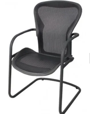 Buy Herman Miller Aeron Side Chair Size B Desk Chair • 299.99$