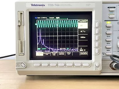 Buy Tektronix Oscilloscope TDS744 500Hz 2GS/s In Perfect Working Condition. • 665$