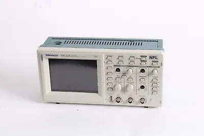 Buy Tektronix TDS220 100MHz 1GS/s Two Channel Digital Real-Time Oscilloscope • 225.62$