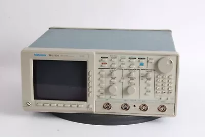 Buy Tektronix TDS520 Two Channel Digitizing Oscilloscope - AS IS • 147.02$