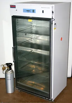 Buy Thermo Scientific Forma Reach-in Co2 Incubator, Model 3950 29 Cubic Ft. Capacity • 9,975$