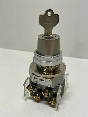 Buy Allen-Bradley 800T-H3303B Selector Switch *1-KEY 2-Pos Maintained Cylinder Lock • 80$