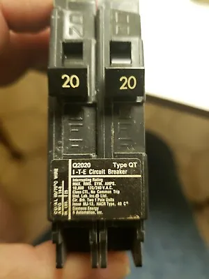 Buy SiemensITE Circuit Breaker Q2020  Two Single Pole Tandem Twin 20/20 Amp TYPE QT • 15$