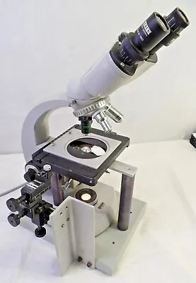 Buy Zeiss Microscope With 3 Objectives And Variable Light Source, For Parts/ Repair • 625$