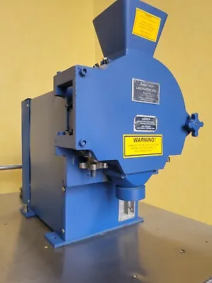 Buy Thomas Wiley Model 4 Cutting Mill For Bio-fuel /Agriculture/Biology/Life Science • 7,500$