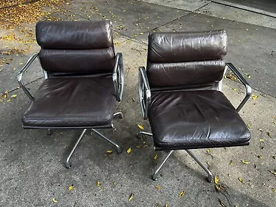 Buy Herman Miller ~ Eames  Soft Pad Group Management Chair ~ Brown Leather; Set Of 2 • 1,250$