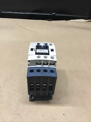 Buy Schneider Electric Contactor LC1DT40 230V Coil Used #707G55 • 41$