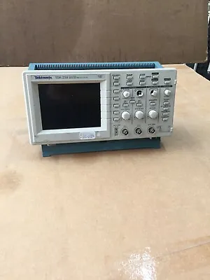 Buy TEKTRONIX TDS 210 2 CHANNEL DIGITAL REAL-TIME OSCILLOSCOPE 60MHZ 1G/s (PARTS ONL • 125$