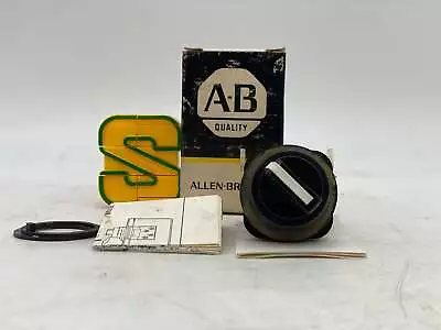 Buy Allen-Bradley 800H-JR2A 3-Position Maintained Selector Switch, Black (Open Box) • 62.85$