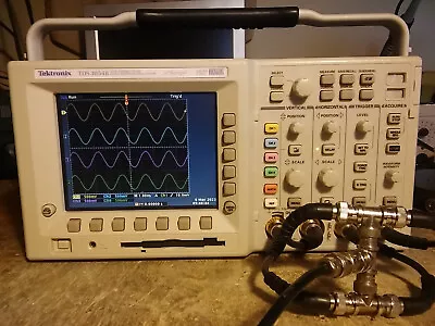 Buy Tektronix TDS3054B 500 MHz 5GS/s 4 Channel Oscilloscope / DSO. From A TDS3014B • 1,150$