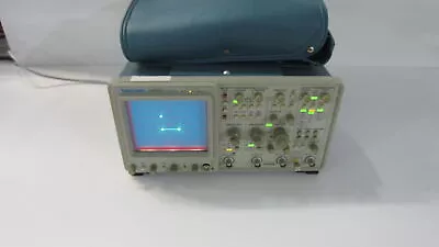 Buy TEKTRONIX 2465B FOUR-CHANNEL 400 MHz PORTABLE OSCILLOSCOPE W/OPTIONS 10 AND 22 • 750$
